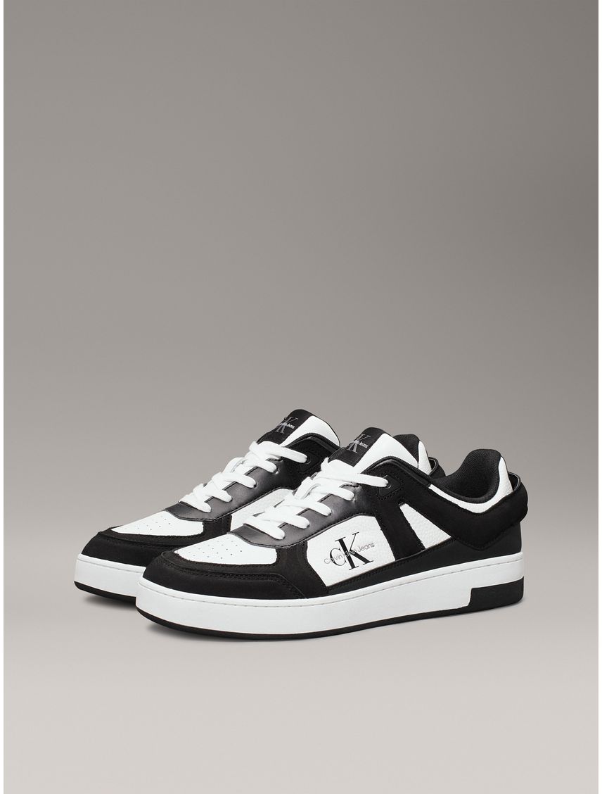Tenis multicolor authenti basket con cordones