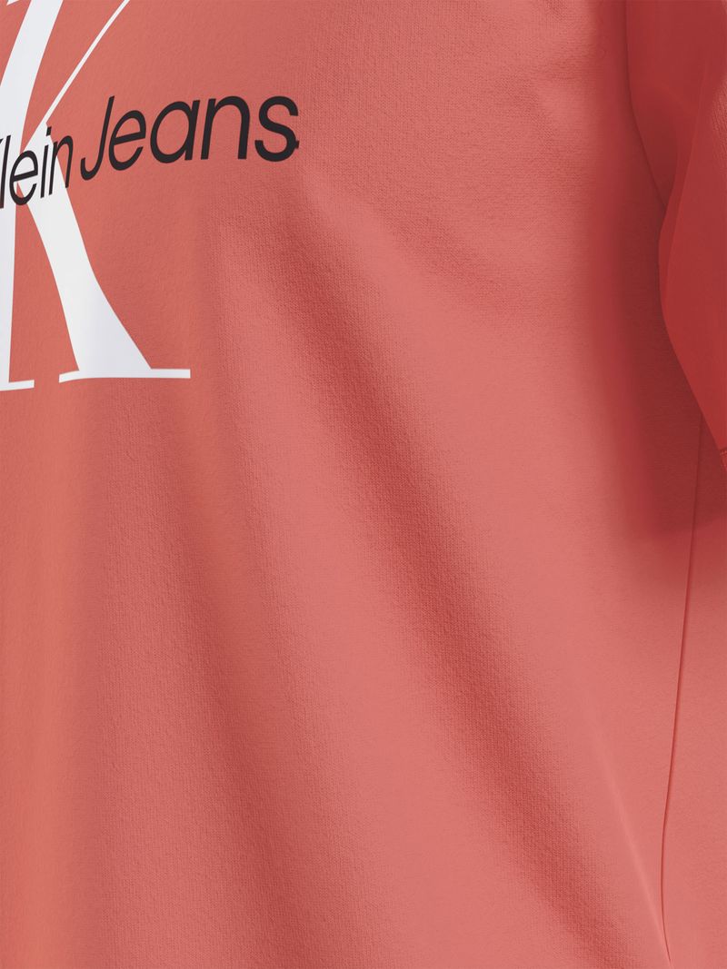 camiseta-roja-slim-con-monograma