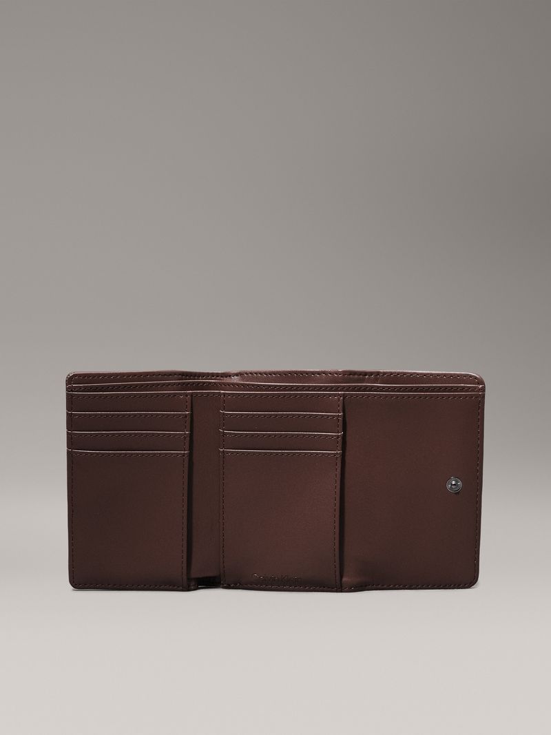 billetera-cafe-pequena-acolchada-plegado-triple-rfid