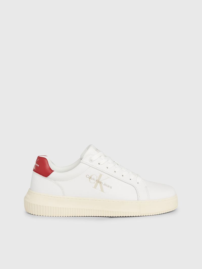 tenis-blanco-blanco-de-cuero-robusto