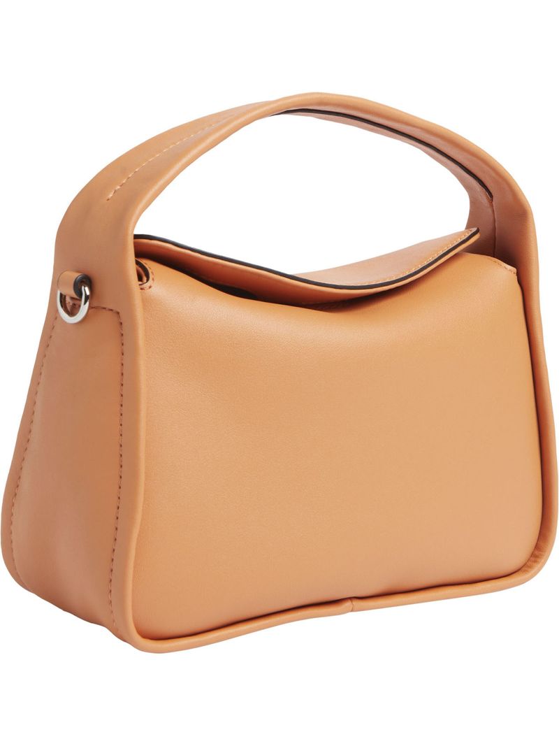 bolso-naranja-mano-pequeno