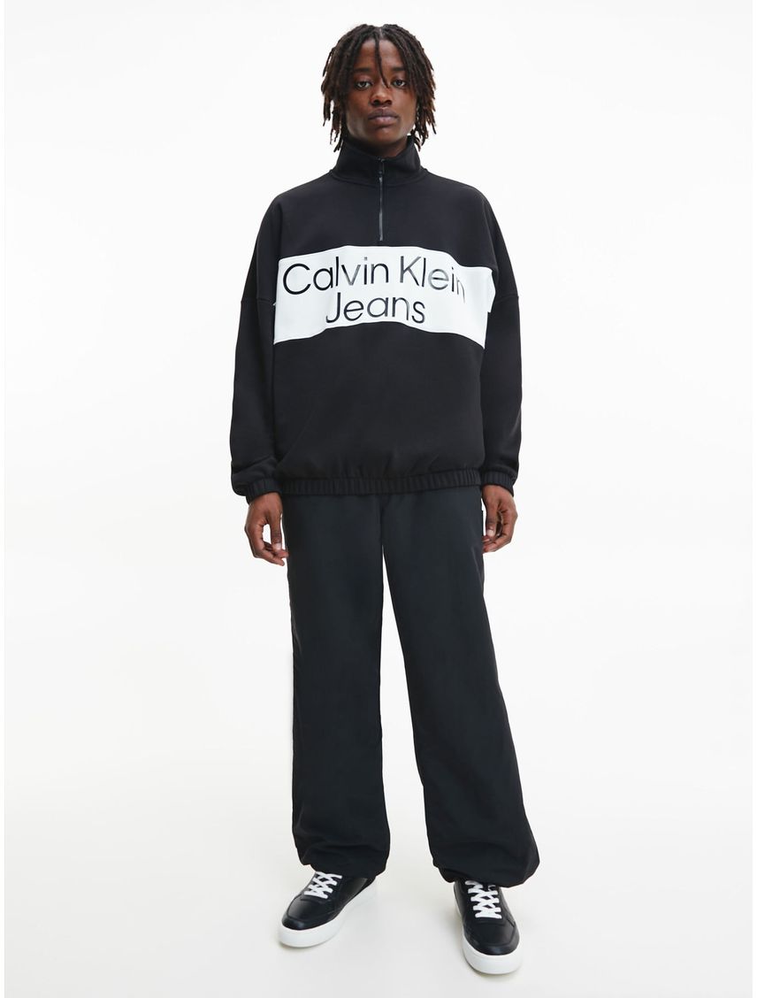 Saco Negro Con Media Cremallera Para Hombre