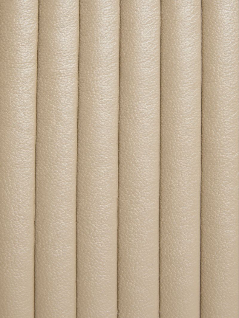 bolso-beige-solapa-acolchado