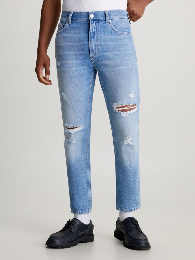 dad-jeans-con-rotos