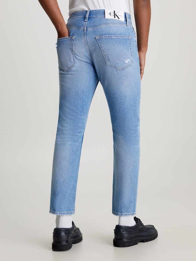 dad-jeans-con-rotos