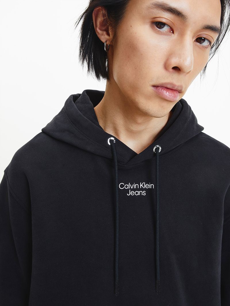 buzo-negro-con-gorro-para-hombre