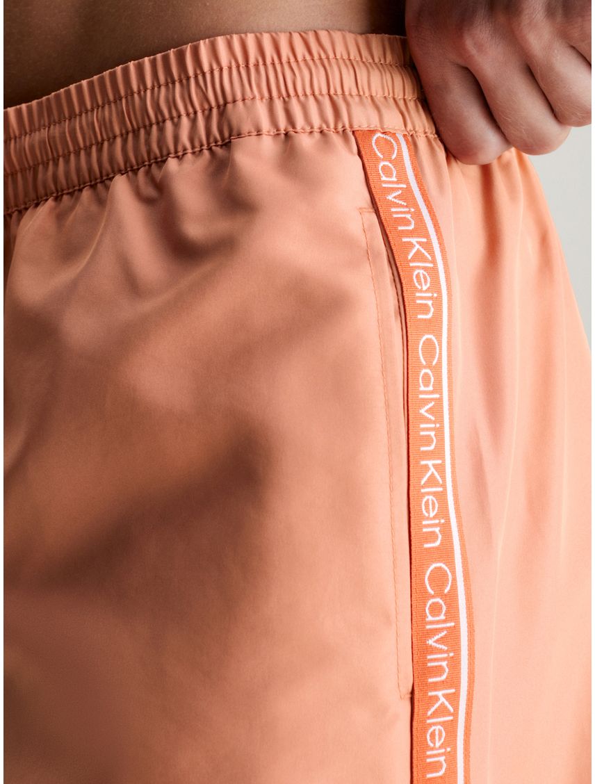 Bermuda De Baño Naranja De Largo Medio Con Cordón - Logo Tape