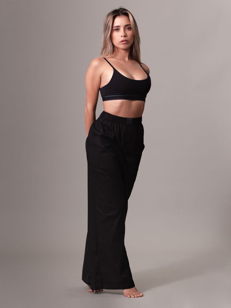 pantalon-negro-negro-dormir-1996-fashion-lounge
