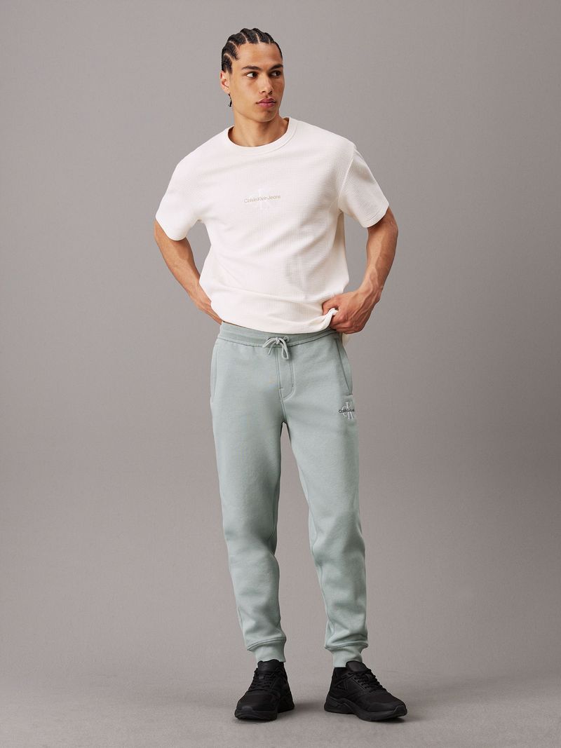 pantalon-gris-chandal-felpa-monograma