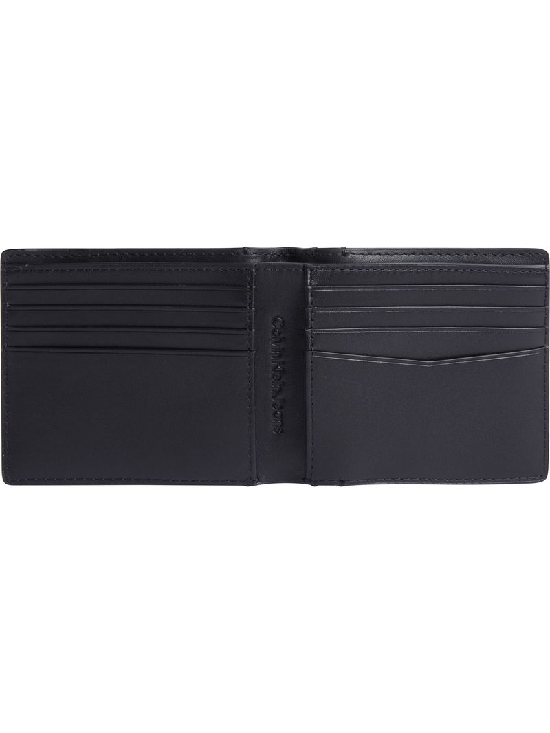 billetera-celeste-bifold-estampado-en-relieve
