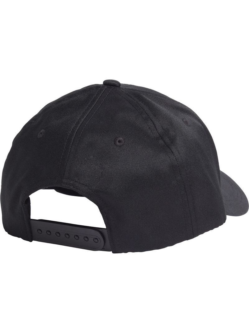 gorra-negra-parche-goma