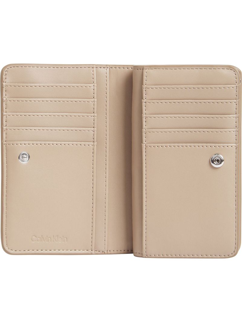 billetera-beige-bifold-monograma