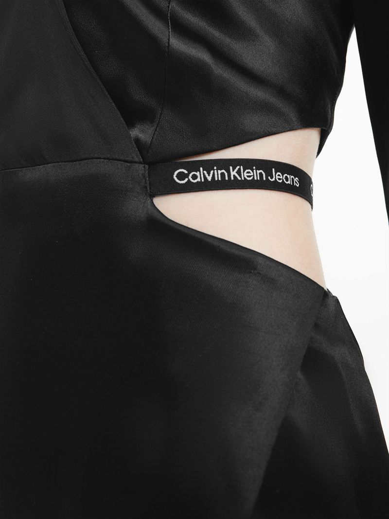 vestido-negro-de-mangas-largas-con-logo-para-mujer