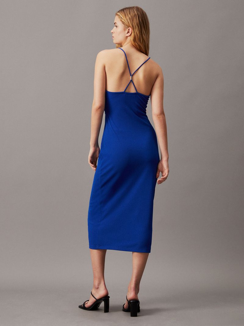 vestido-azul-midi-recortado-con-detalle-de-lazo