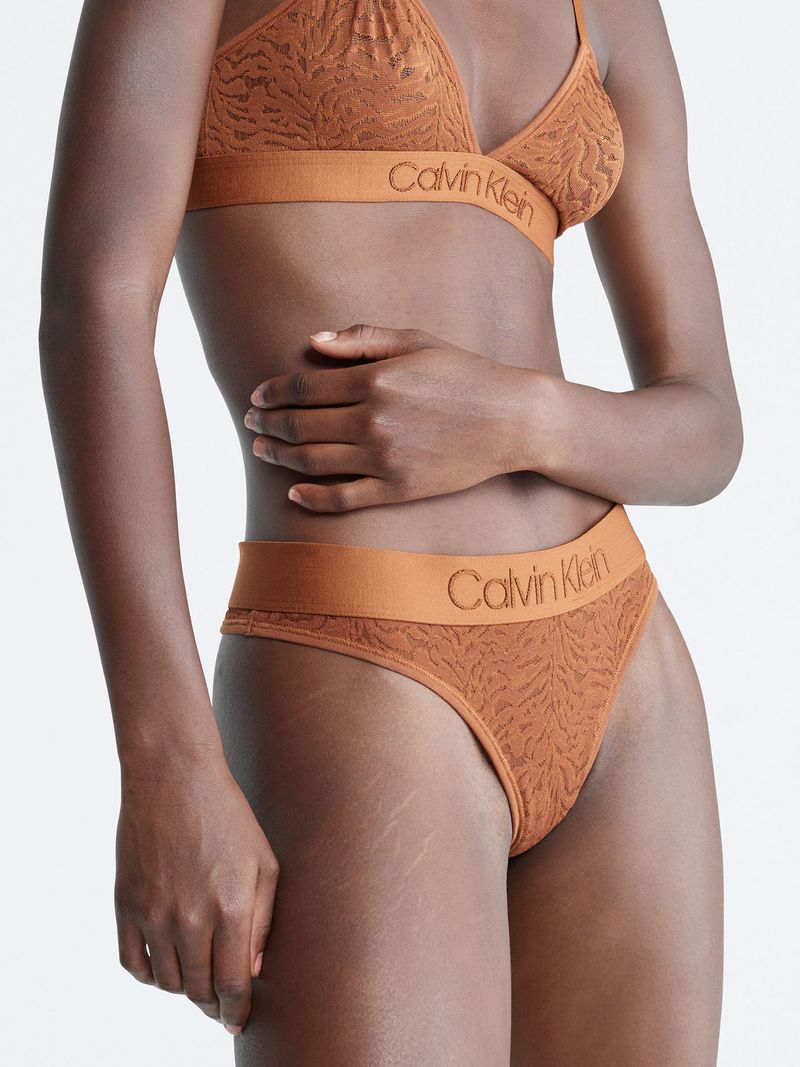 pantie-cafe-tipo-tanga-con-encaje-tonal-intrinsic