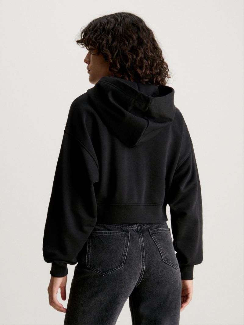buzo-negro-cropped-con-gorro-cierre