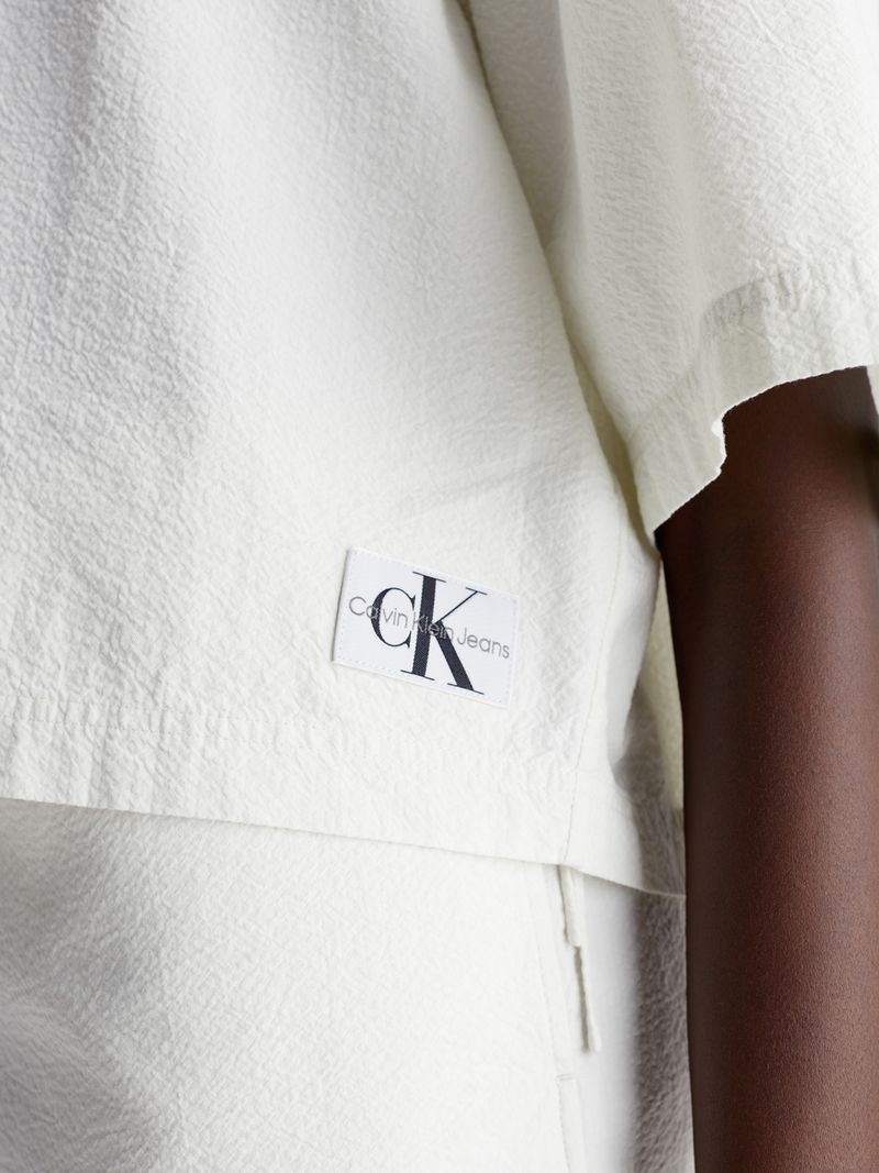 camisa-blanca-de-espalda-anudada-de-sirsaca-de-algodon