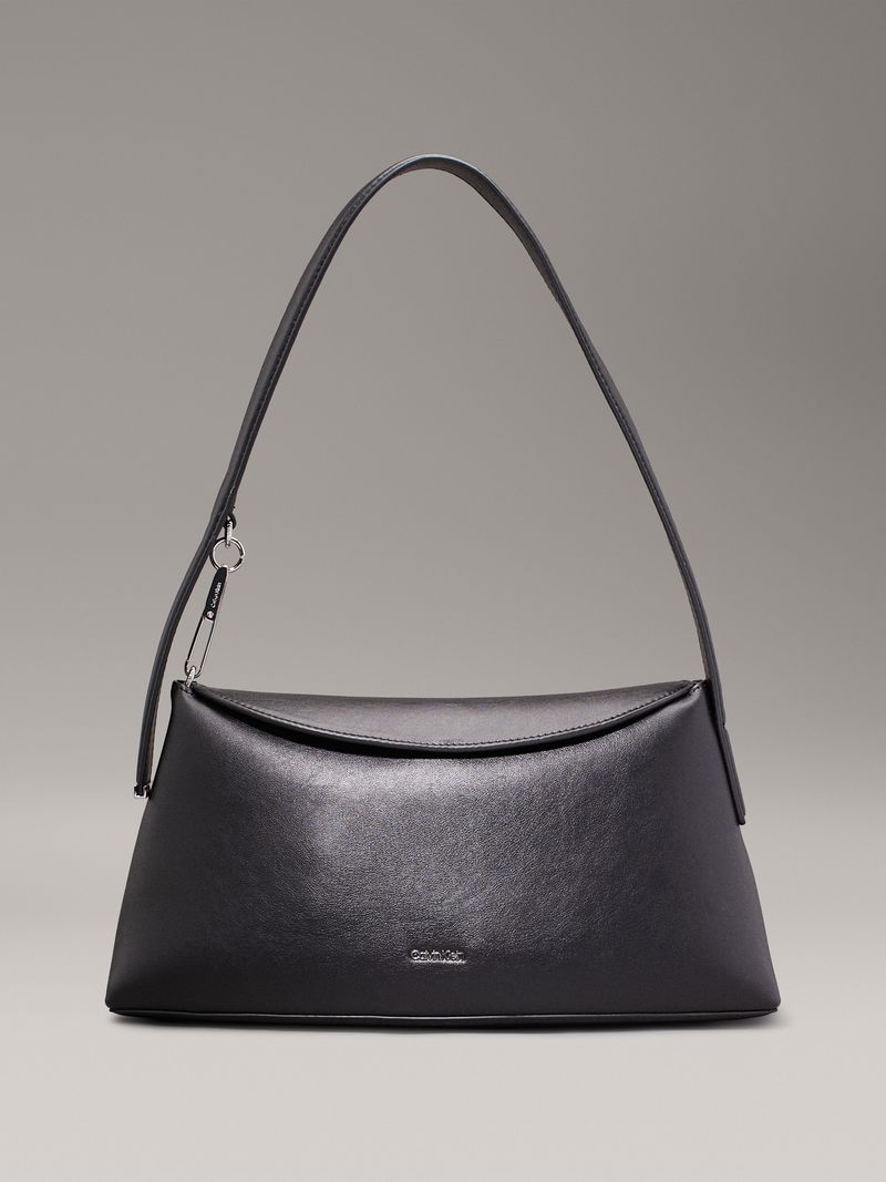 bolso-negro-hombro-soft-sculpt