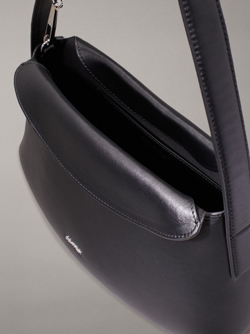 bolso-negro-hombro-soft-sculpt