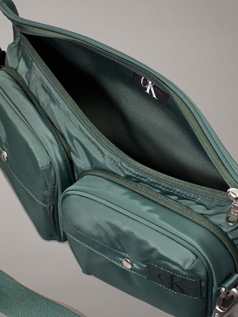 bolso-verde-cruzado-2-en-1-plegable