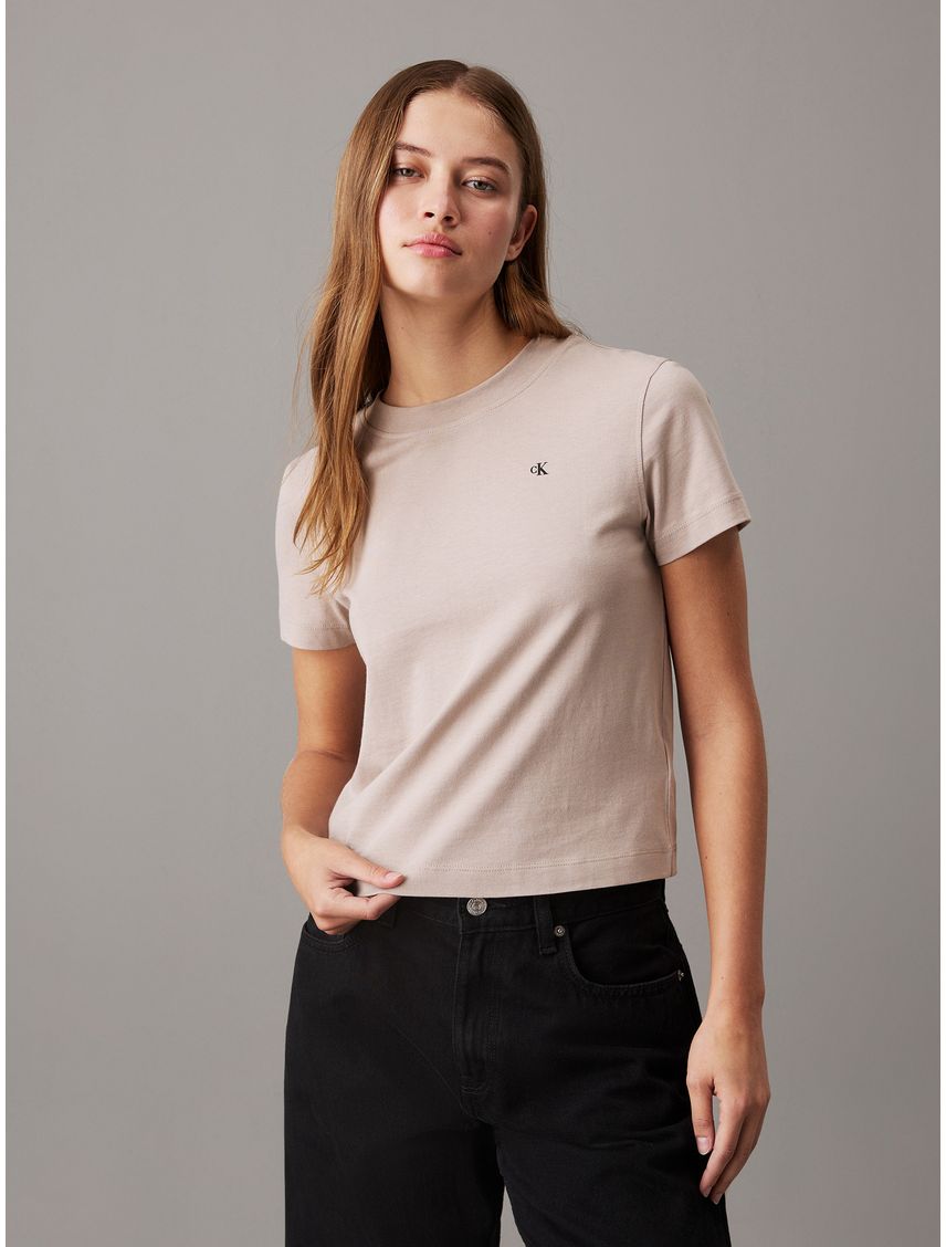 Camiseta rosada relaxed con estampado en la espalda