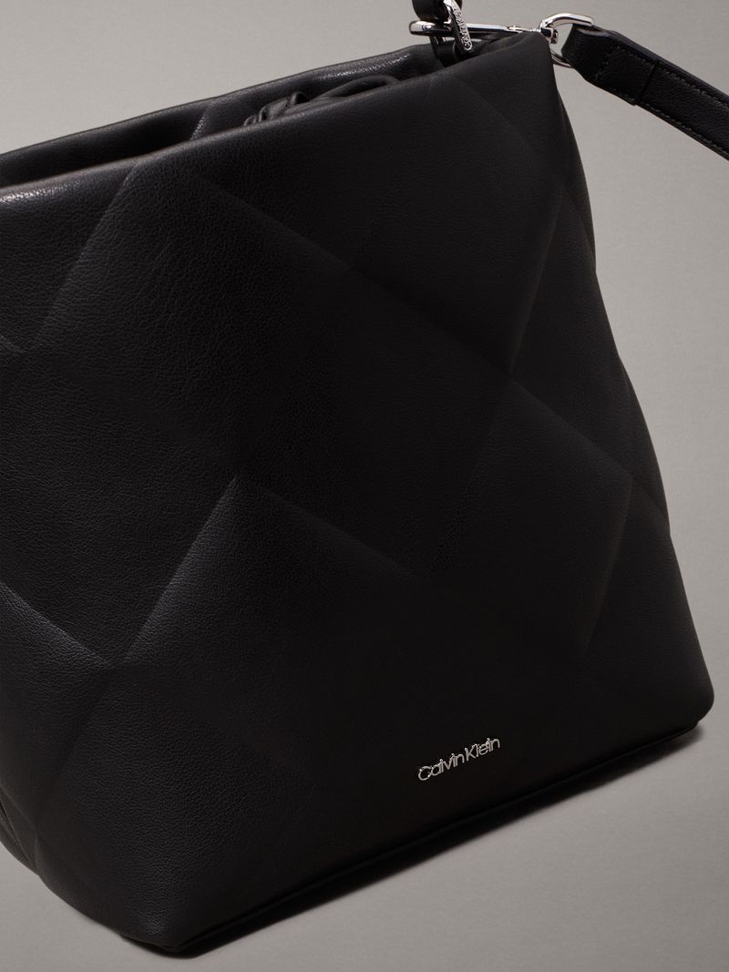 bolso-negro-saco-acolchado-2-en-1