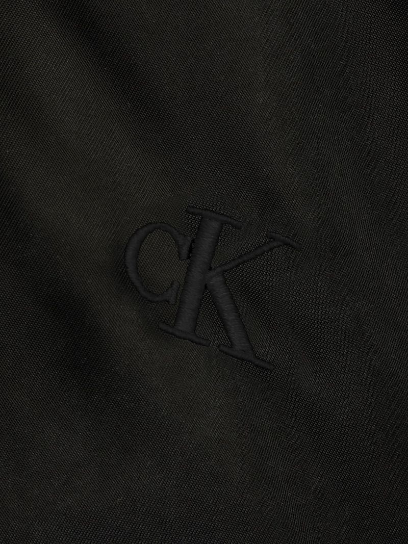 label-3