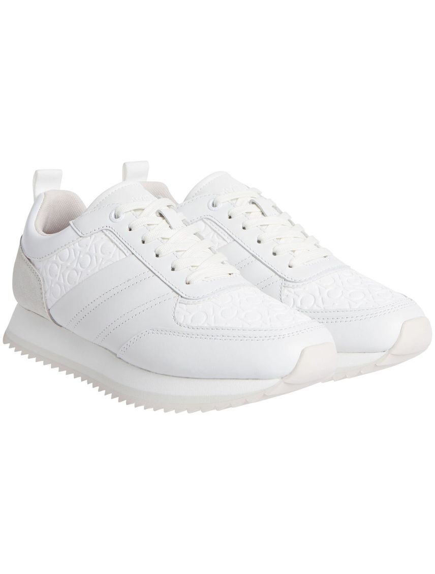 Tenis blanco runner de cuero y monograma