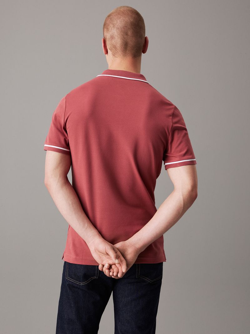 polo-rojo-slim-ribete-en-contraste