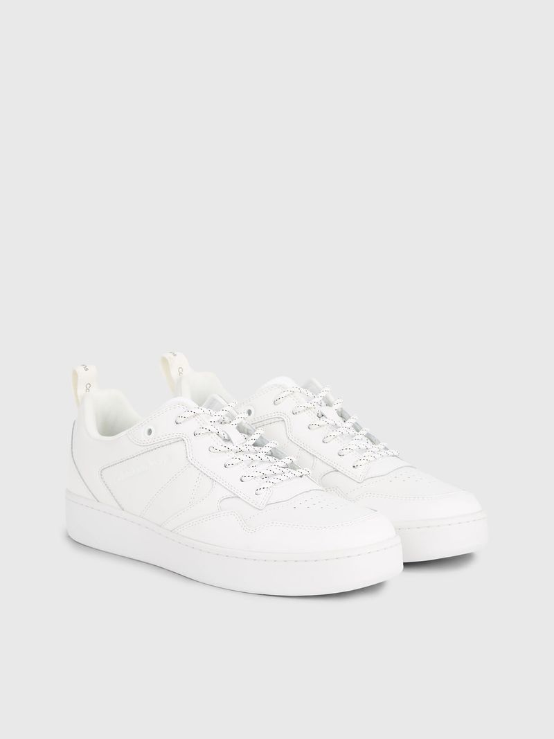 tenis-blanco-con-logo-tonal