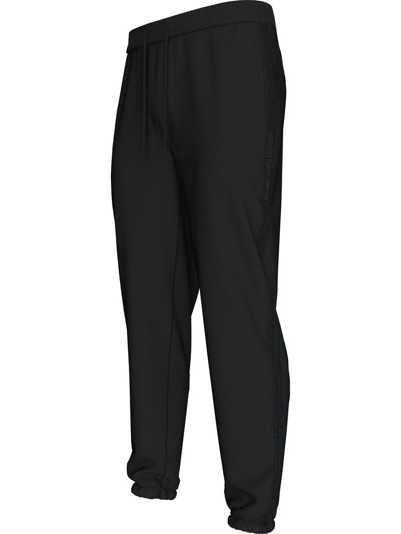 pantalon-negro-deportivo-logo-cinta