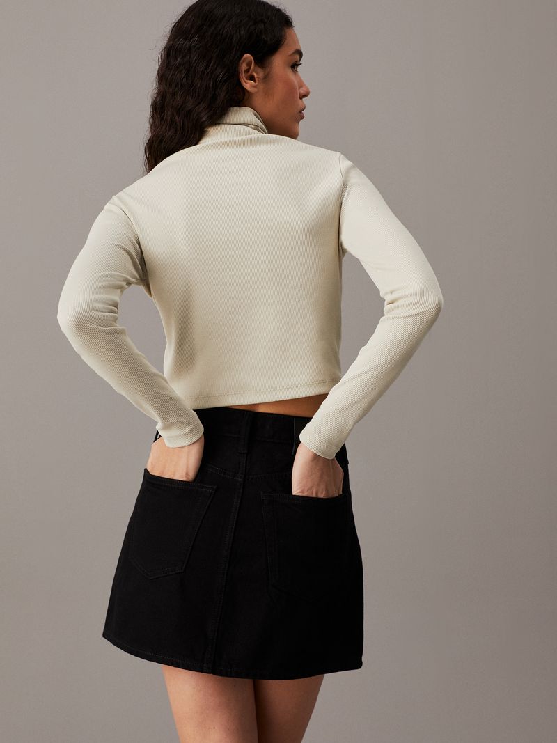 top-gris-slim-canale-algodon-cuello-alto