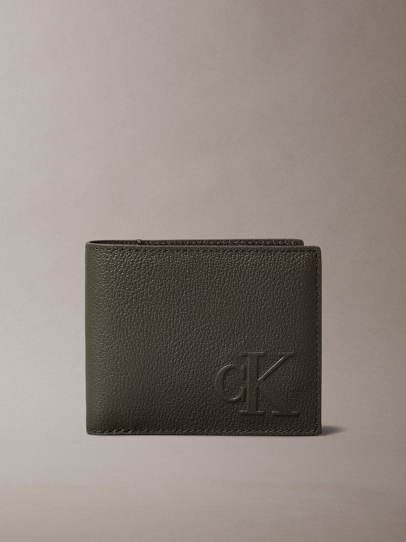 billetera-negra-sculpted-monograma-en-relieve