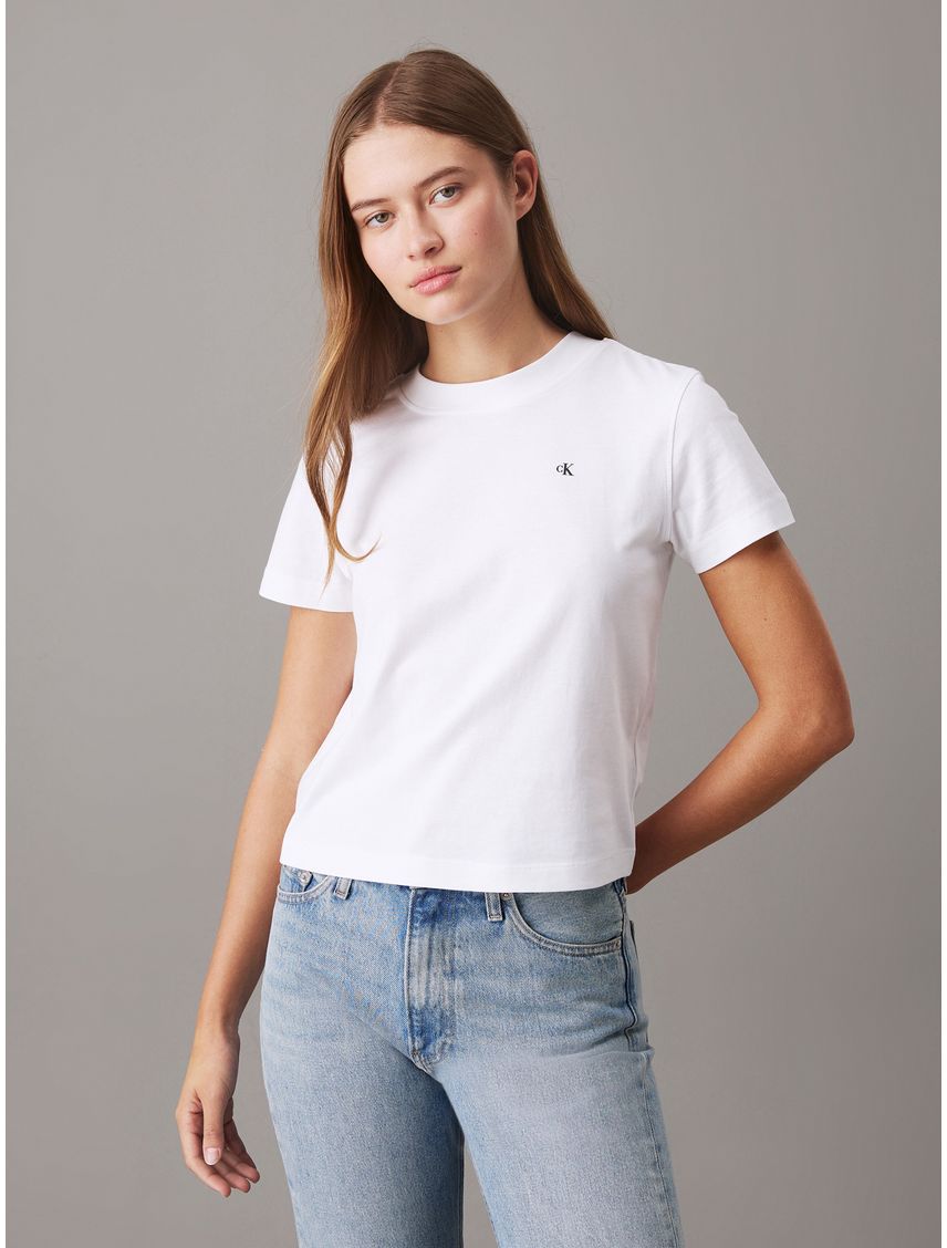 Camiseta blanca relaxed con estampado en la espalda