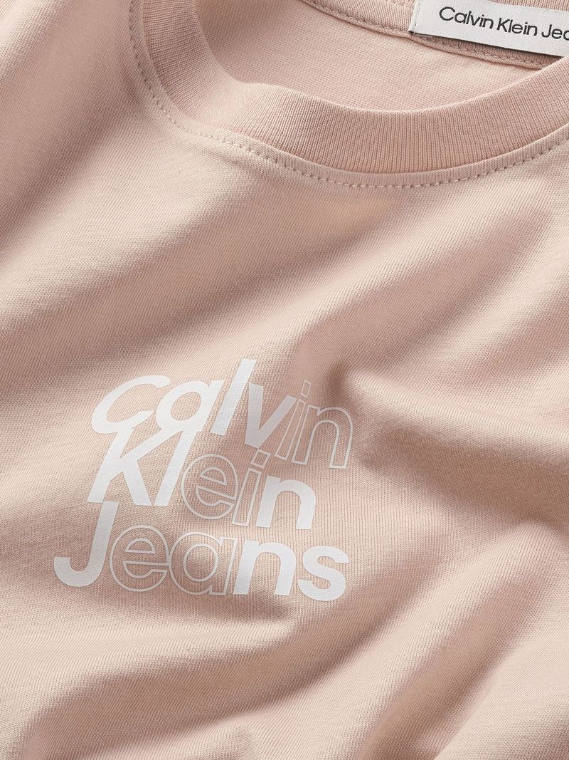 camiseta-rosada-regular-logo