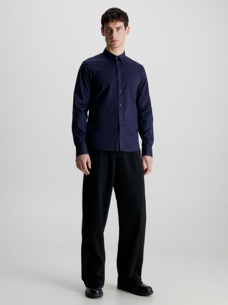camisa-azul-slim-de-popelin-elastico