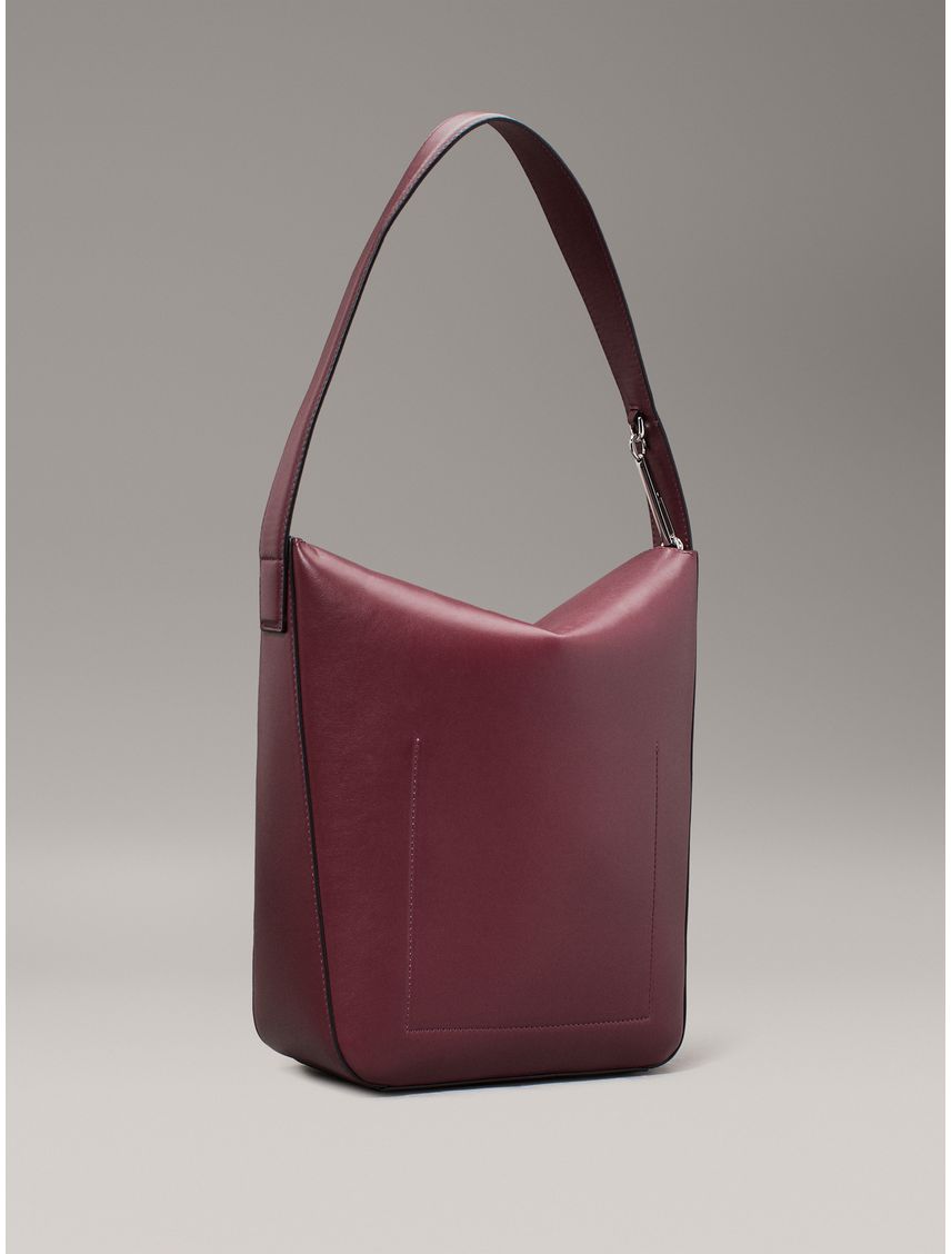 Bolso rojo saco soft sculp