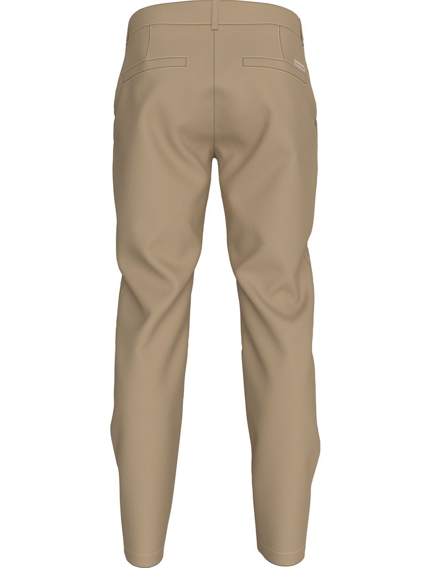 Pantalones beige chinos tapered