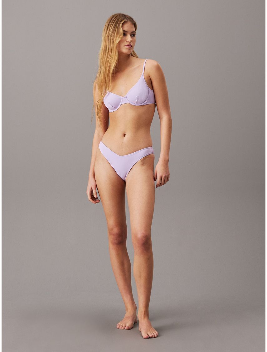 Partes morado inferior de bikini tipo brasileña - CK Monogram Texture