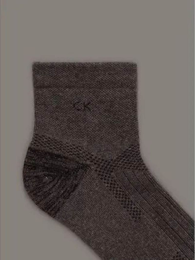 label-2
