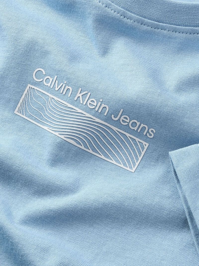 camiseta-azul-estampado-ondas-para-ninos