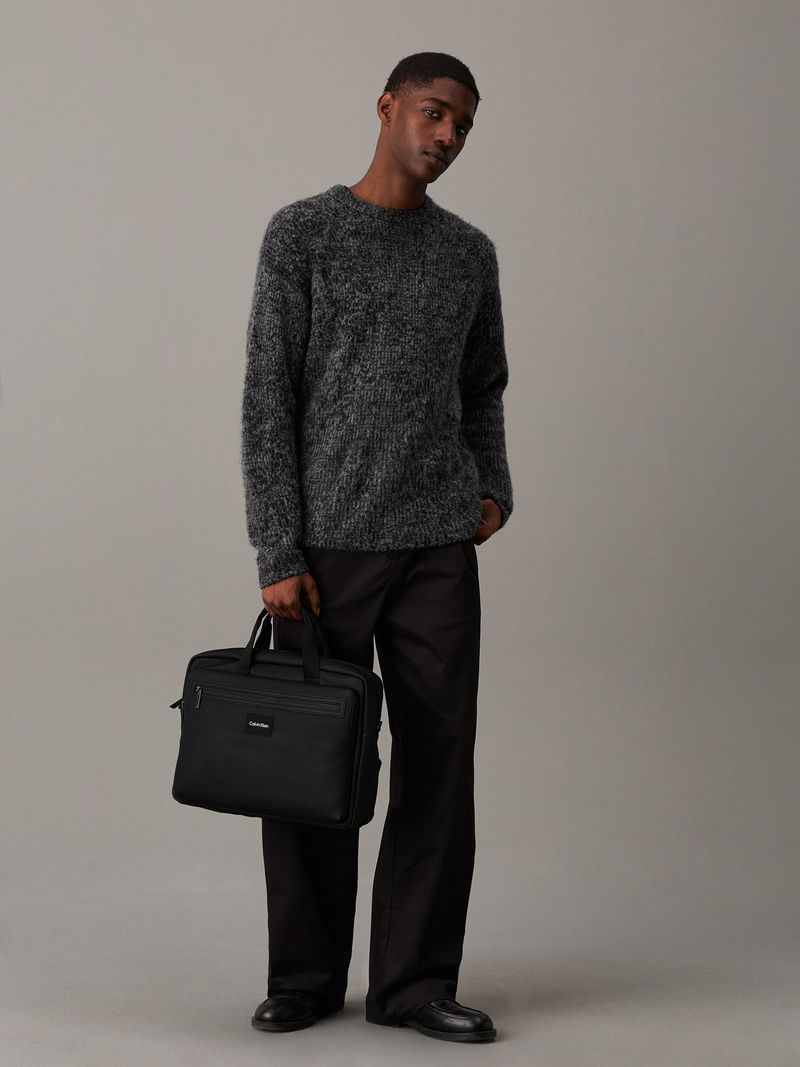 maletin-negro-convertible-para-portatil