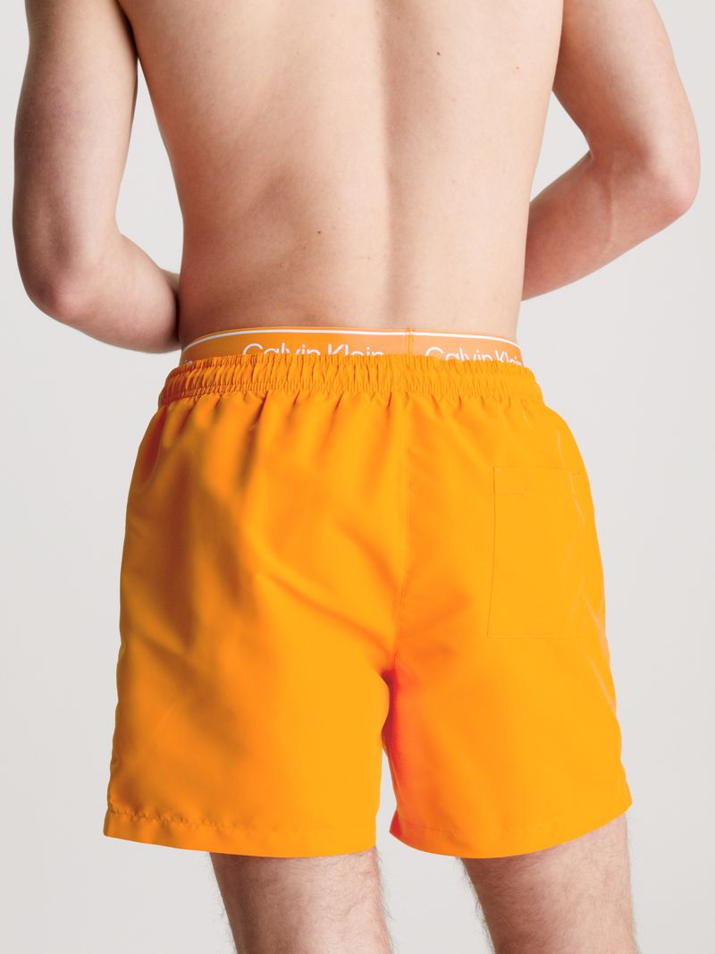 traje-naranja-bano-corto-cinturilla-doble-pride