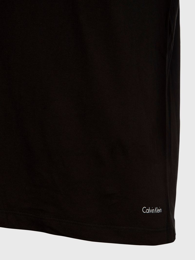 pack-negro-3-camisetas-cuello-en-v