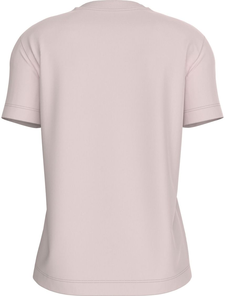Camiseta rosada con logo bordado