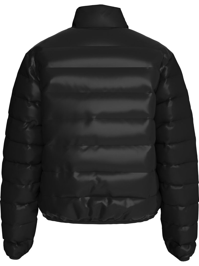 chaqueta-negra-acolchada-plumon-brillo-ultraligero