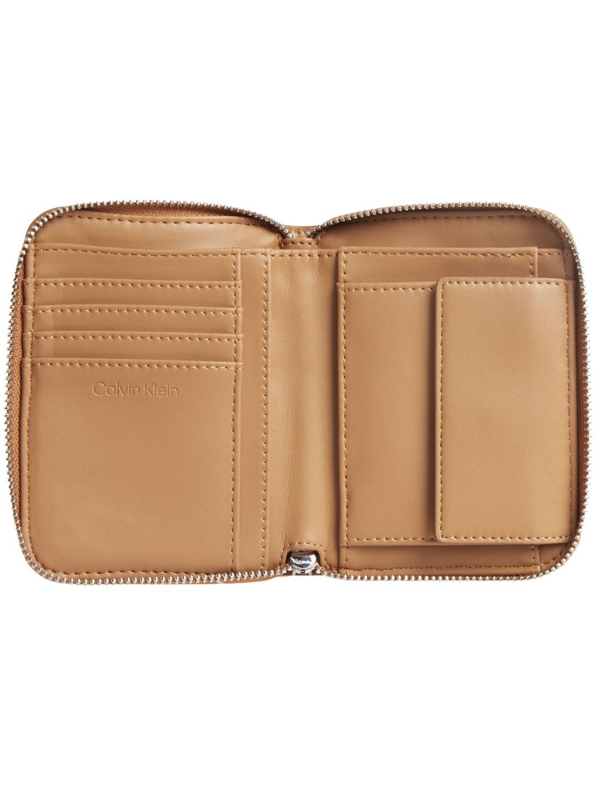 Billetera beige con cremallera en el contorno con RFID