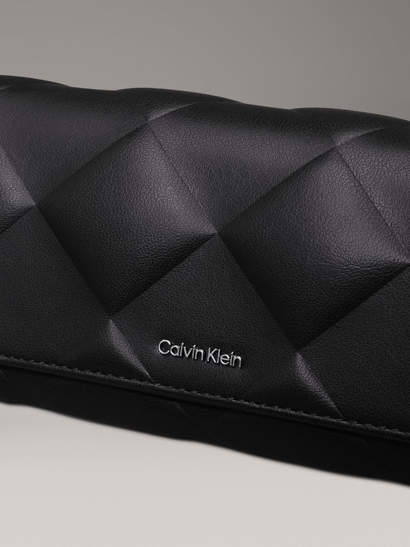 billetera-negra-trifold-acolchado-diamante
