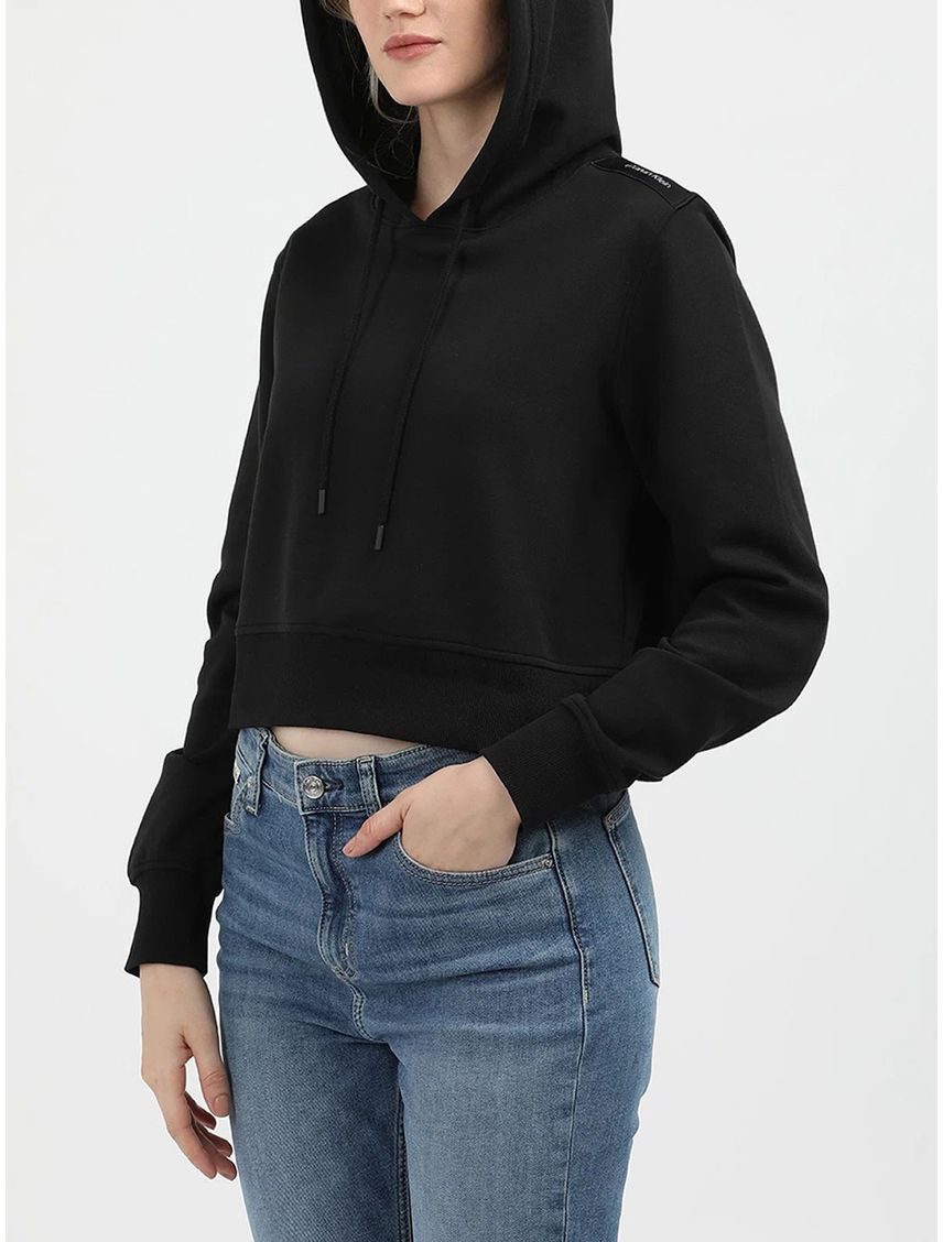 Buzo negro con capota de logo elastic