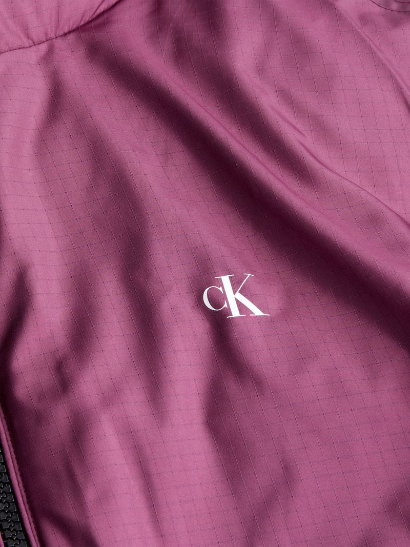 chaqueta-morado-de-plumas-reversible-90s